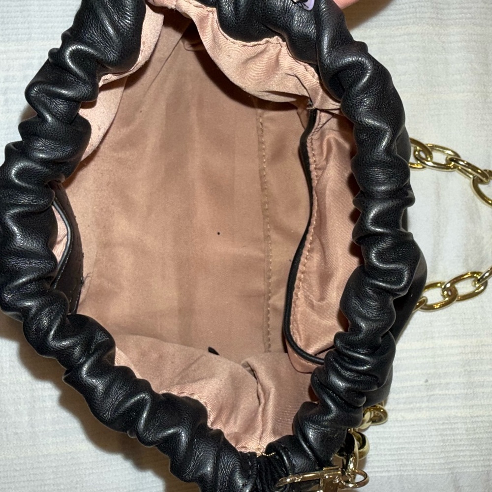 Jules Kae Black Shoulder Bag with Gold Chain - Picture 2 of 6